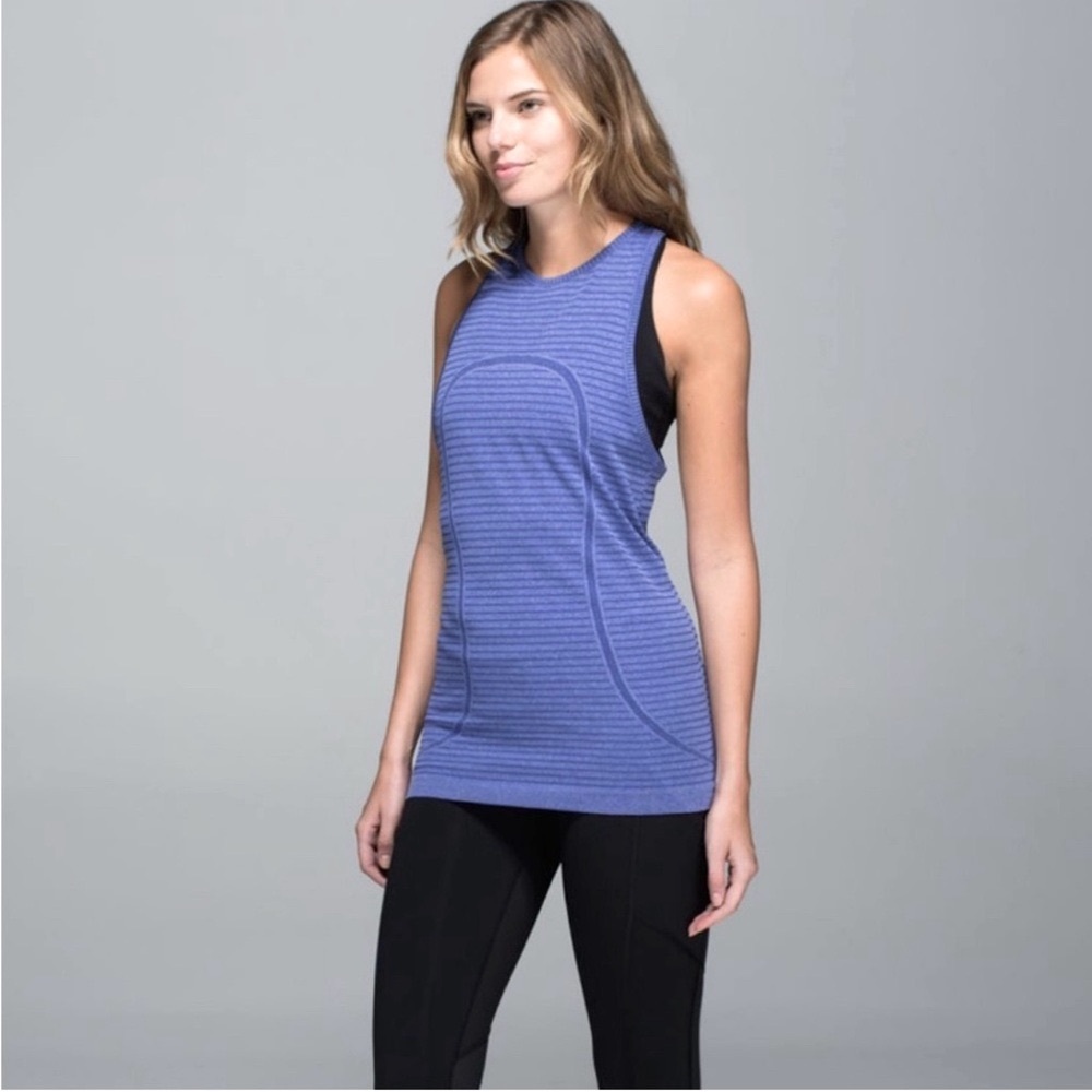 LULULEMON SWIFTLY TECH RACERBACK 2.0, Tank Size: 6, Blue